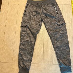 Aeropostale Size Medium Joggers Grey - Bonus extra pockets!!